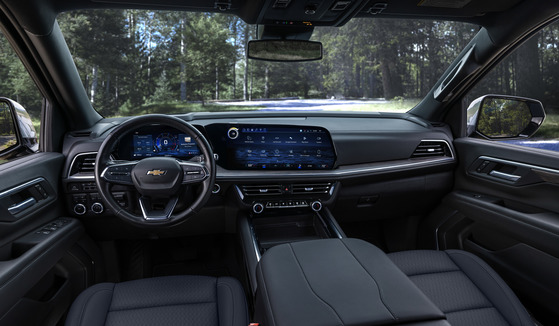 Advanced Technology in the 2025 Chevrolet Tahoe 2025 Chevrolet Tahoe 17.7-inch Infotainment System