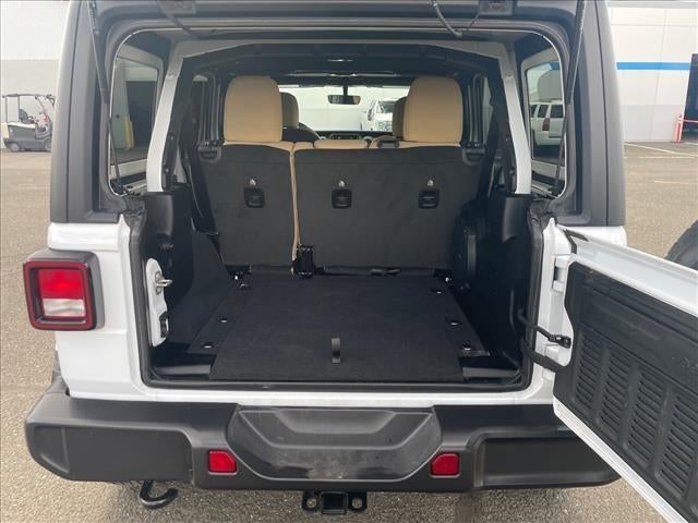2023 Jeep Wrangler 4-Door Sahara 4x4