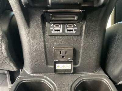 2023 Jeep Wrangler 4-Door Sahara 4x4