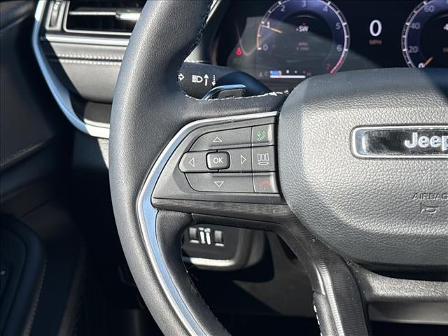 2025 Jeep Grand Cherokee Altitude X 4x4