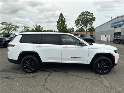 2023 Jeep Grand Cherokee L Altitude 4x4