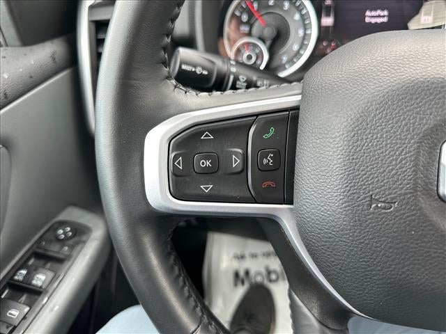 2022 RAM 1500 Big Horn Crew Cab 4x4 5'7" Box