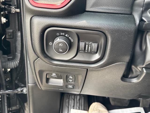 2025 RAM 1500 Rebel Crew Cab 4x4 5'7" Box