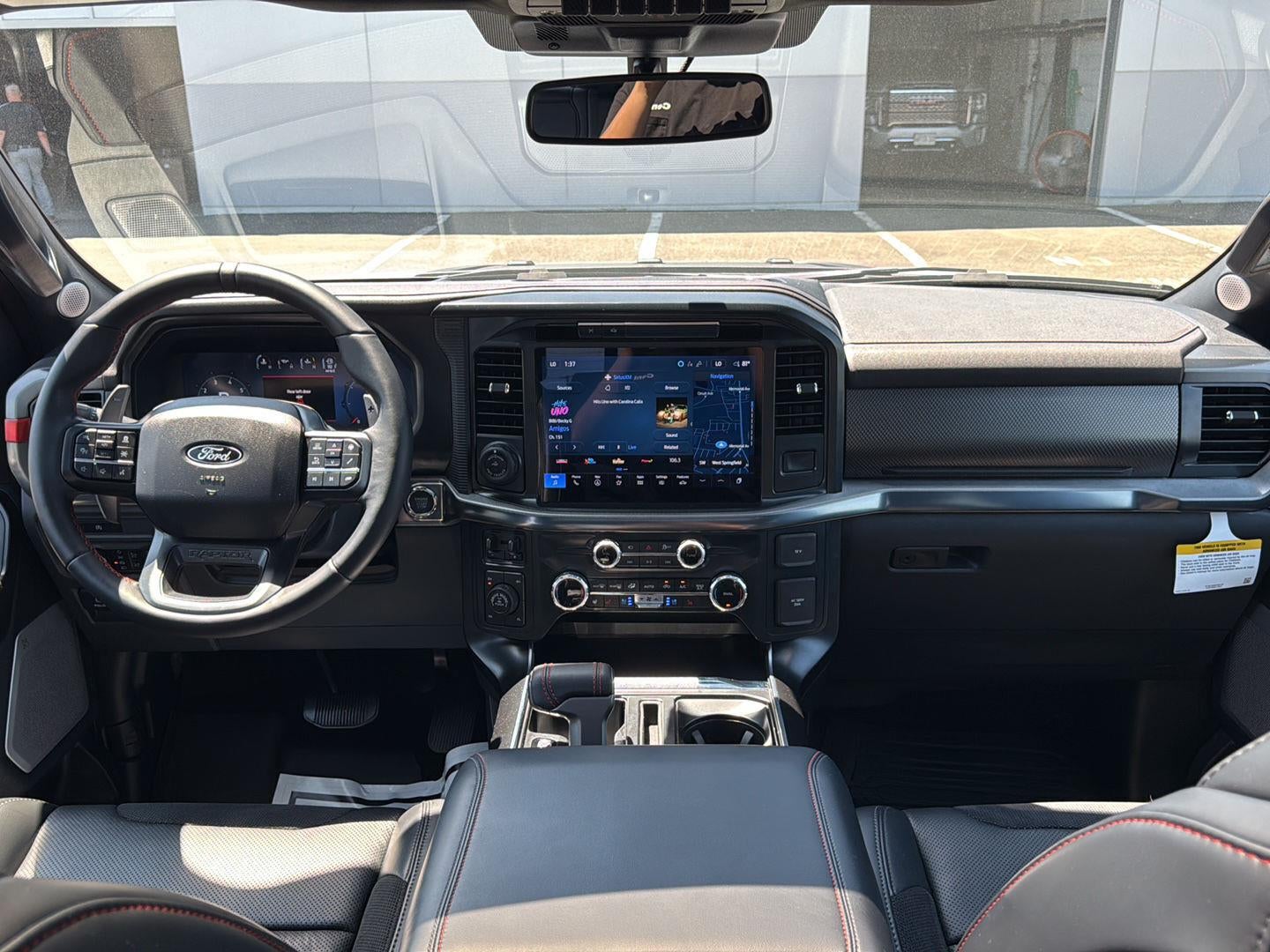 2025 Ford F-150 Raptor - Photo 19