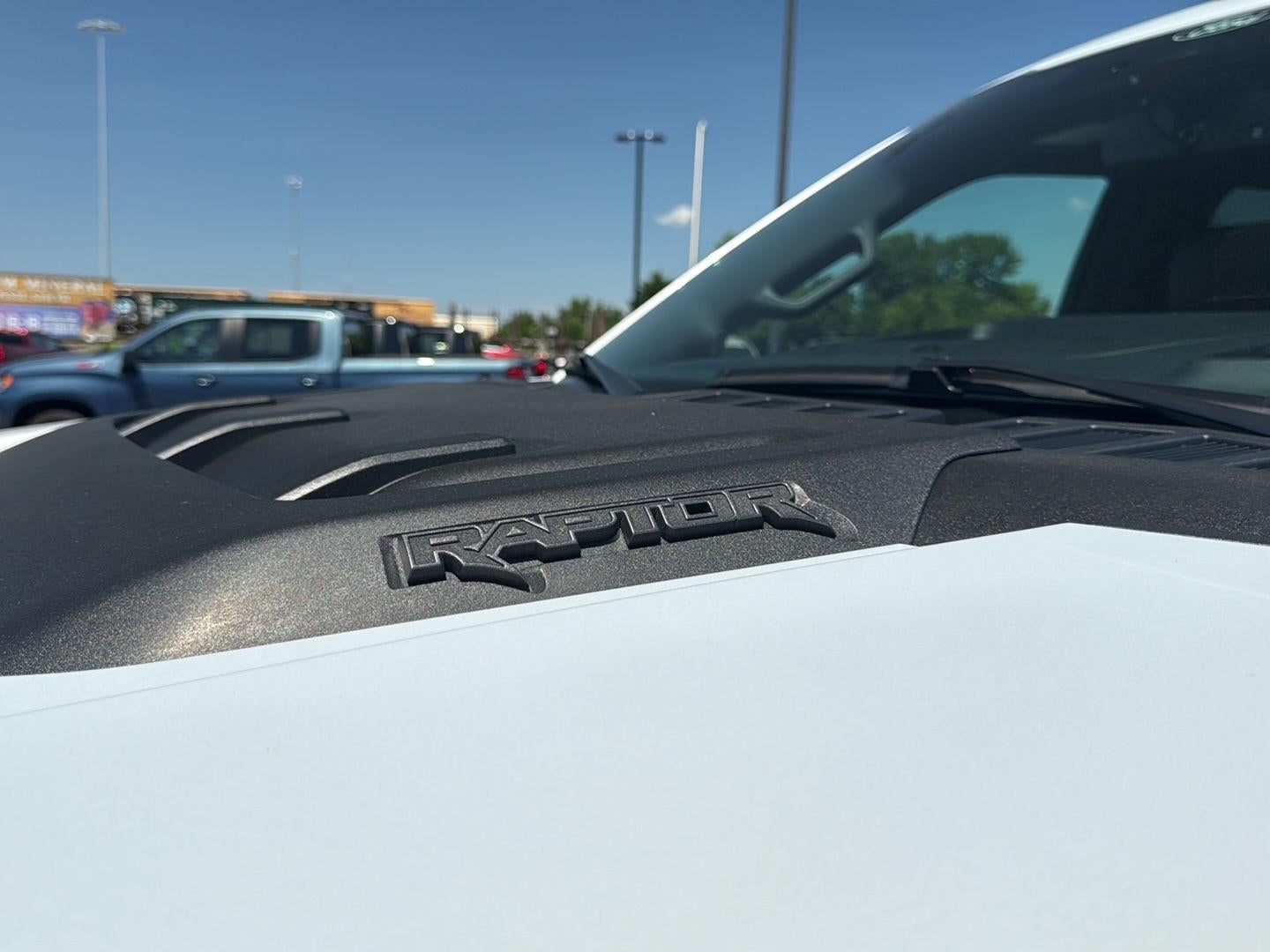 2025 Ford F-150 Raptor - Photo 32