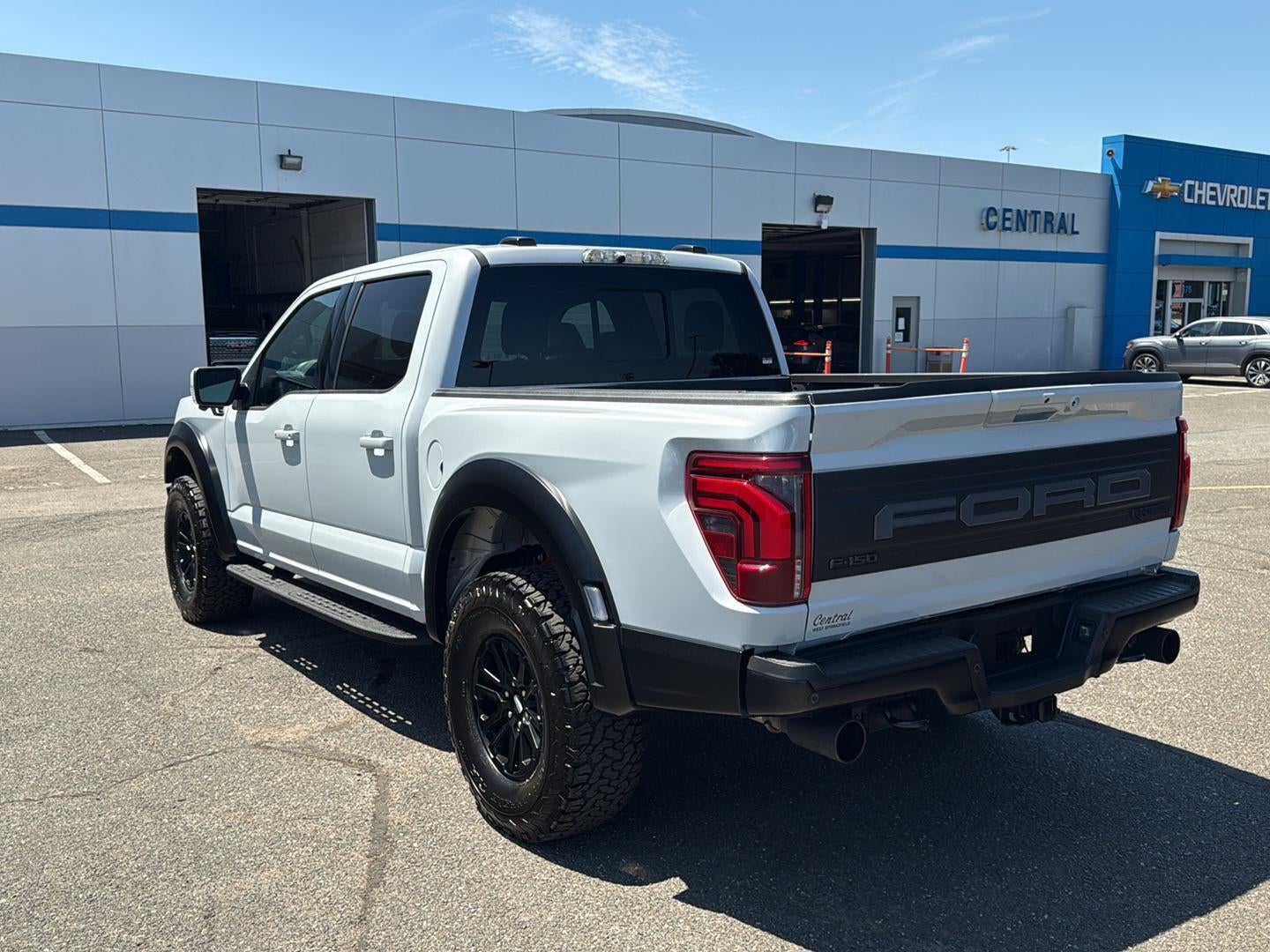 2025 Ford F-150 Raptor - Photo 5