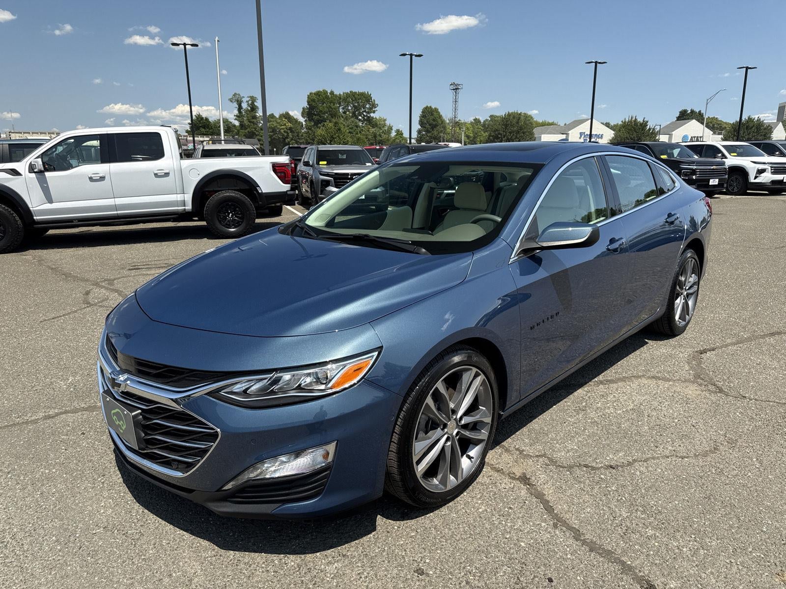 2024 Chevrolet Malibu 2LT