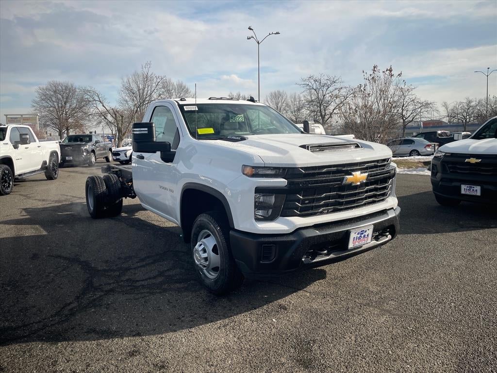 2026 Chevrolet Silverado 3500 HD Chassis Cab Work Truck