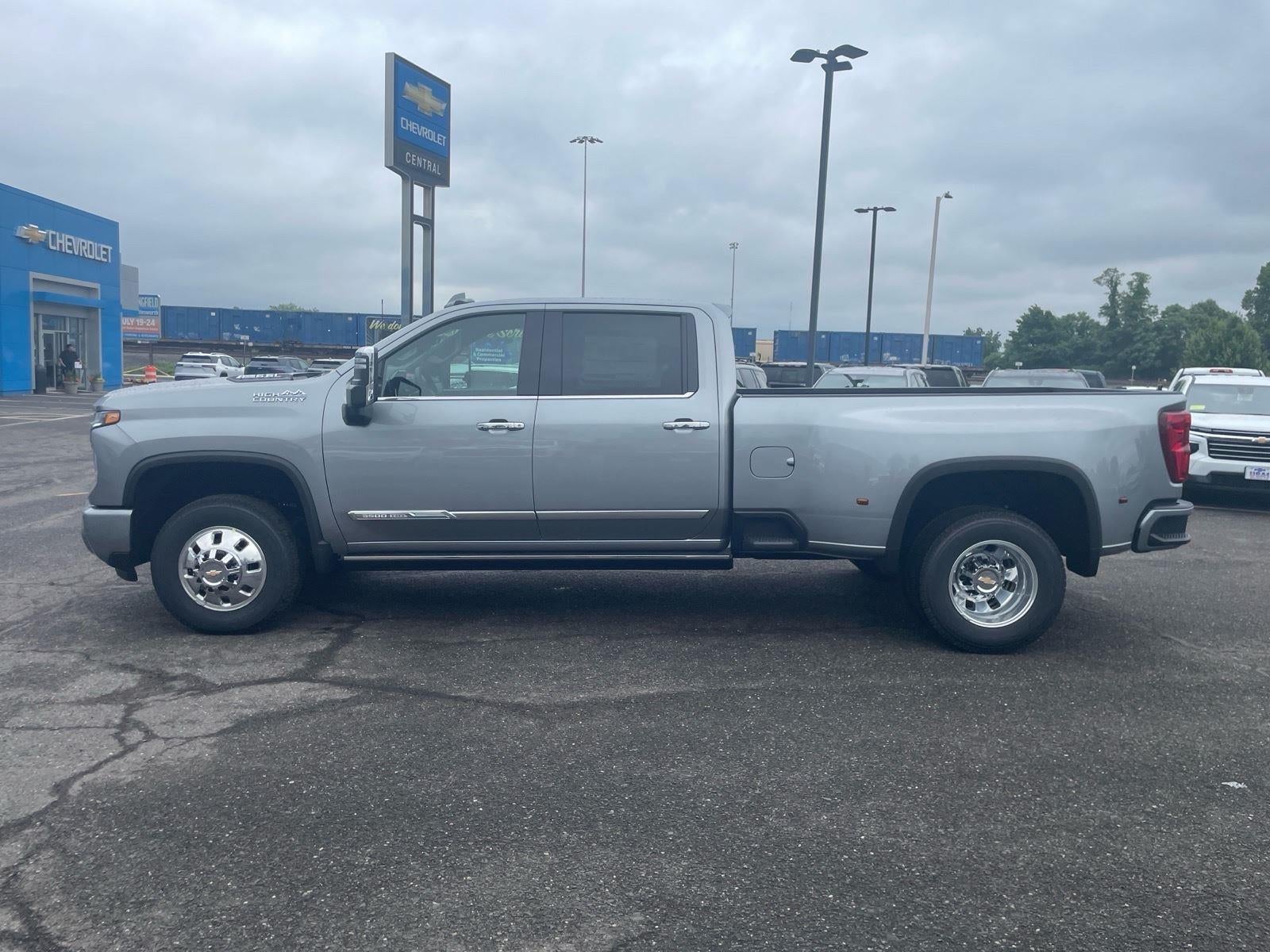2026 Chevrolet Silverado 3500 HD High Country DRW