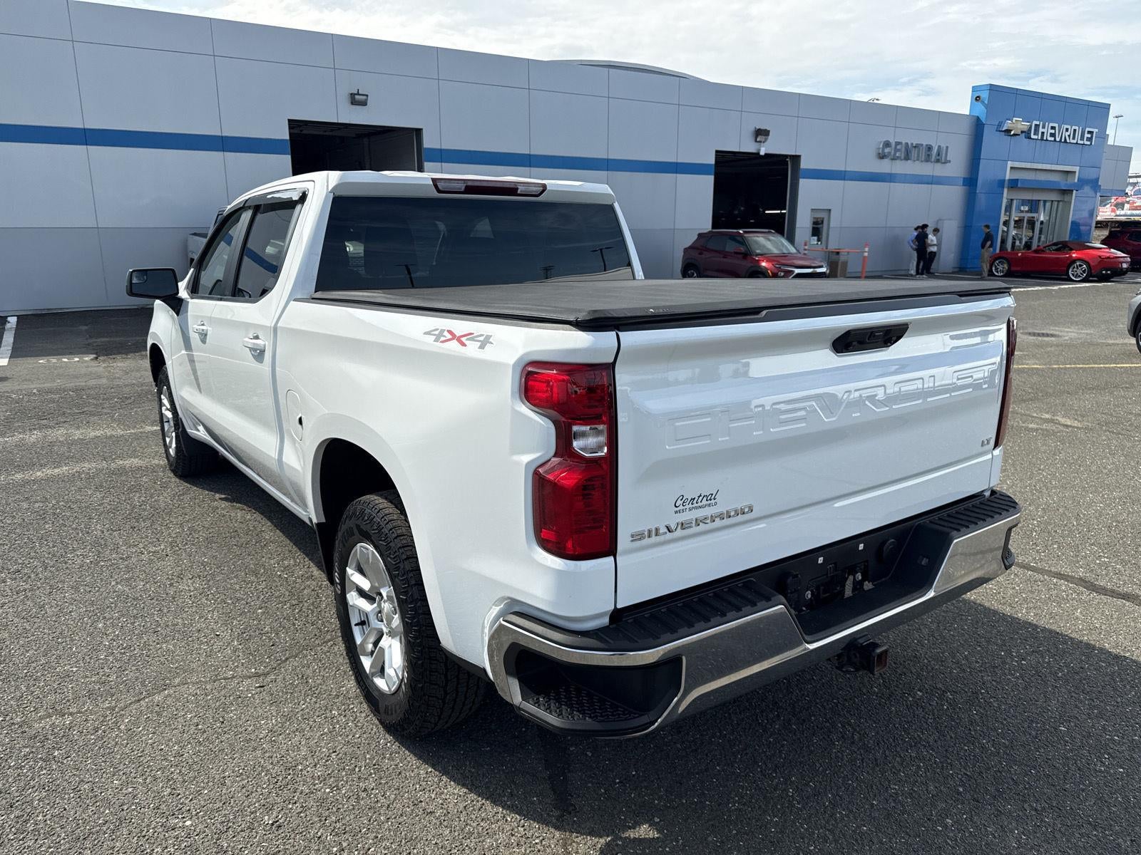 2024 Chevrolet Silverado 1500 LT