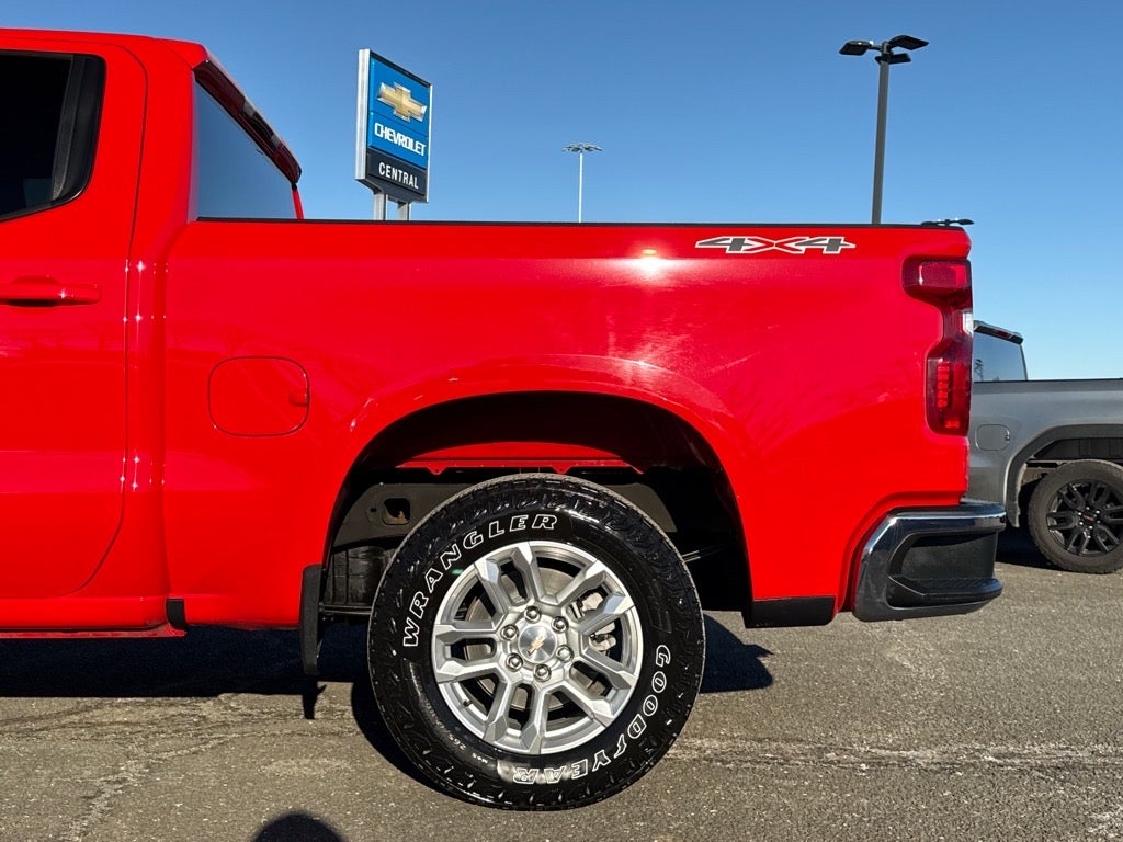 2022 Chevrolet Silverado 1500 LT (2FL)