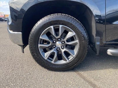 2022 Chevrolet Silverado 1500 LT (2FL)