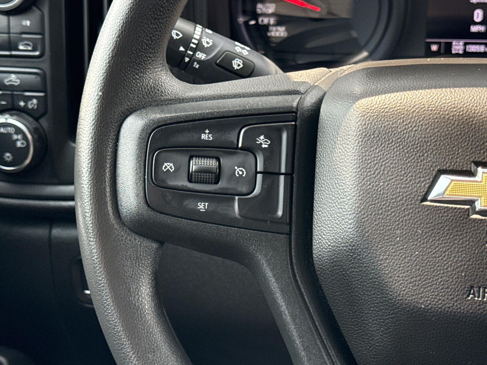 2025 Chevrolet Silverado 1500 Custom