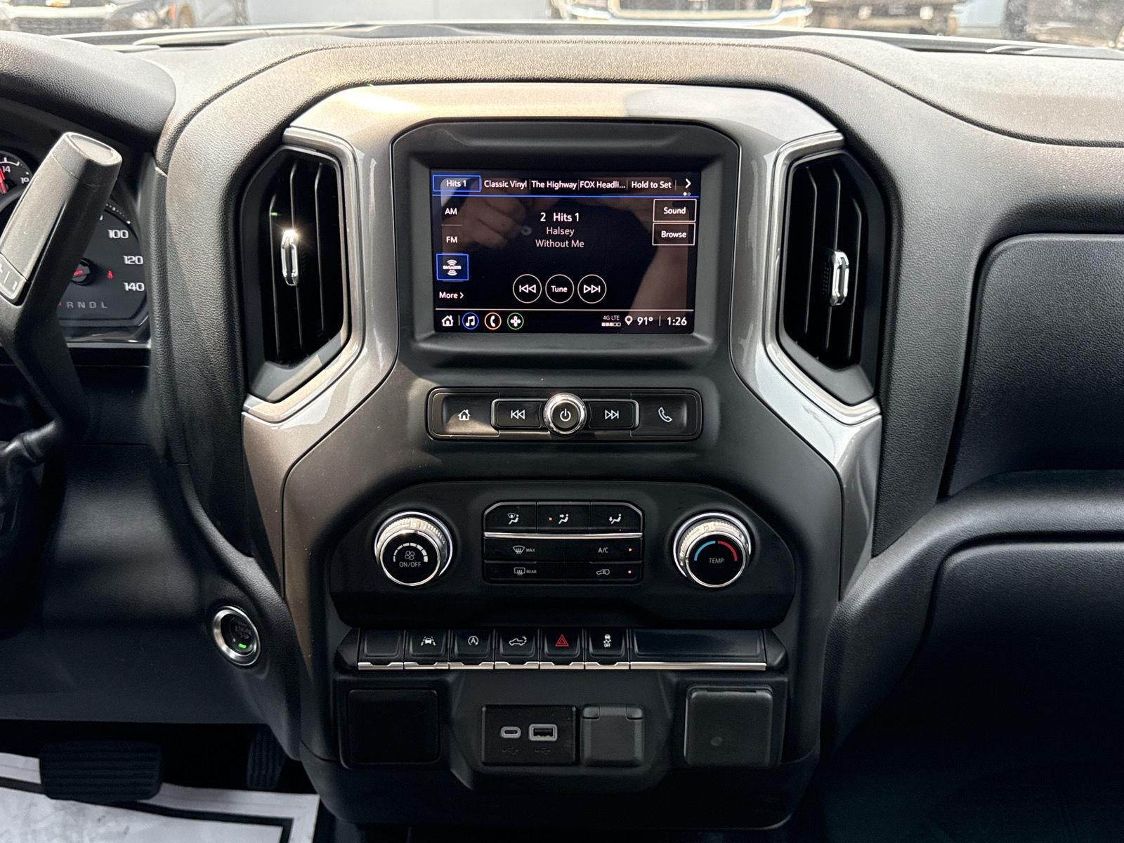 2025 Chevrolet Silverado 1500 Custom
