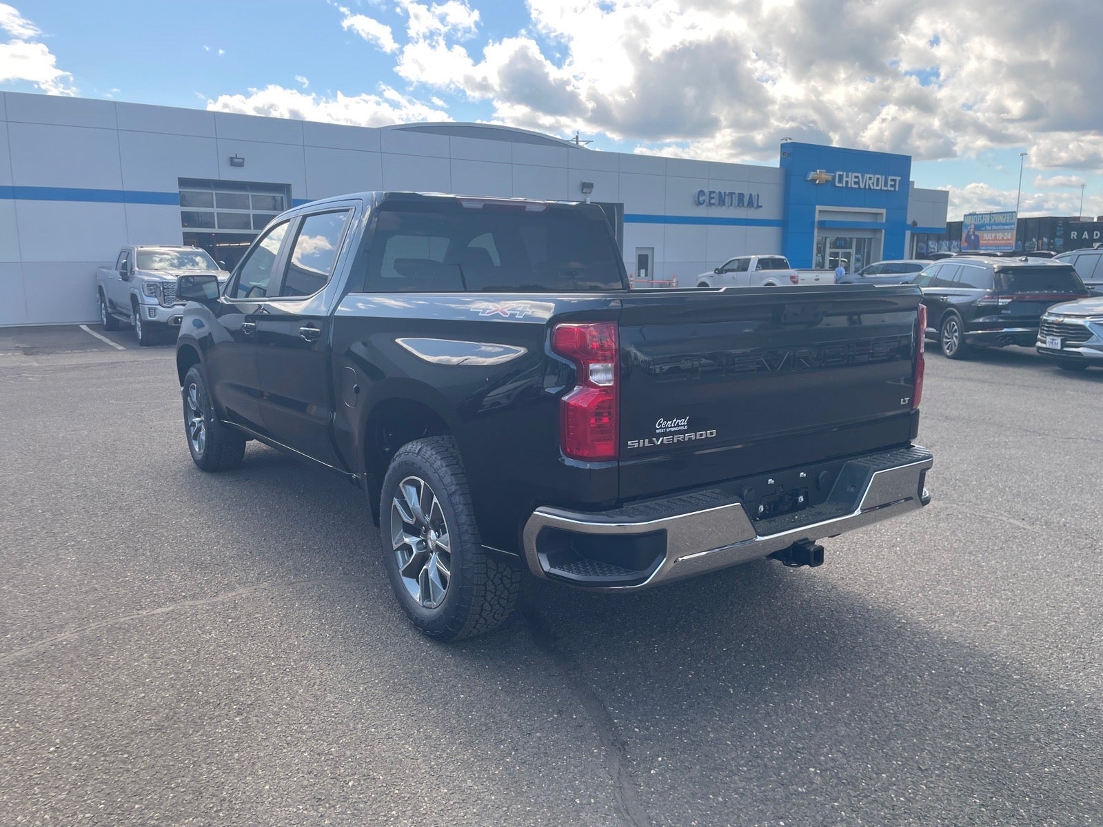 2026 Chevrolet Silverado 1500 LT (2FL)