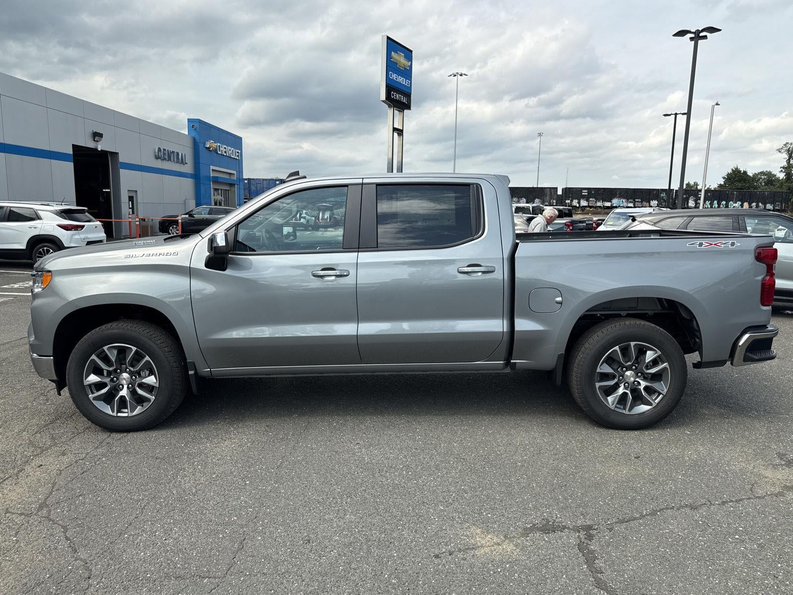 2026 Chevrolet Silverado 1500 LT (2FL)