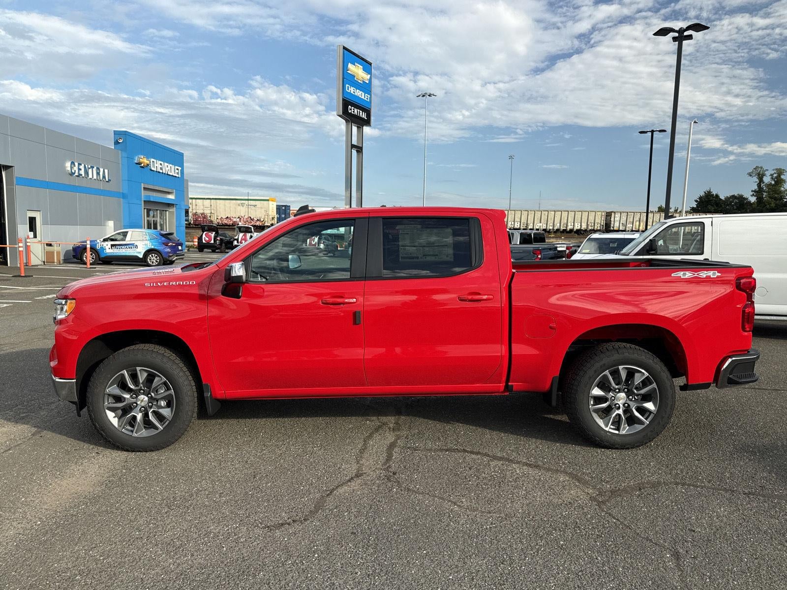 2026 Chevrolet Silverado 1500 LT (2FL)