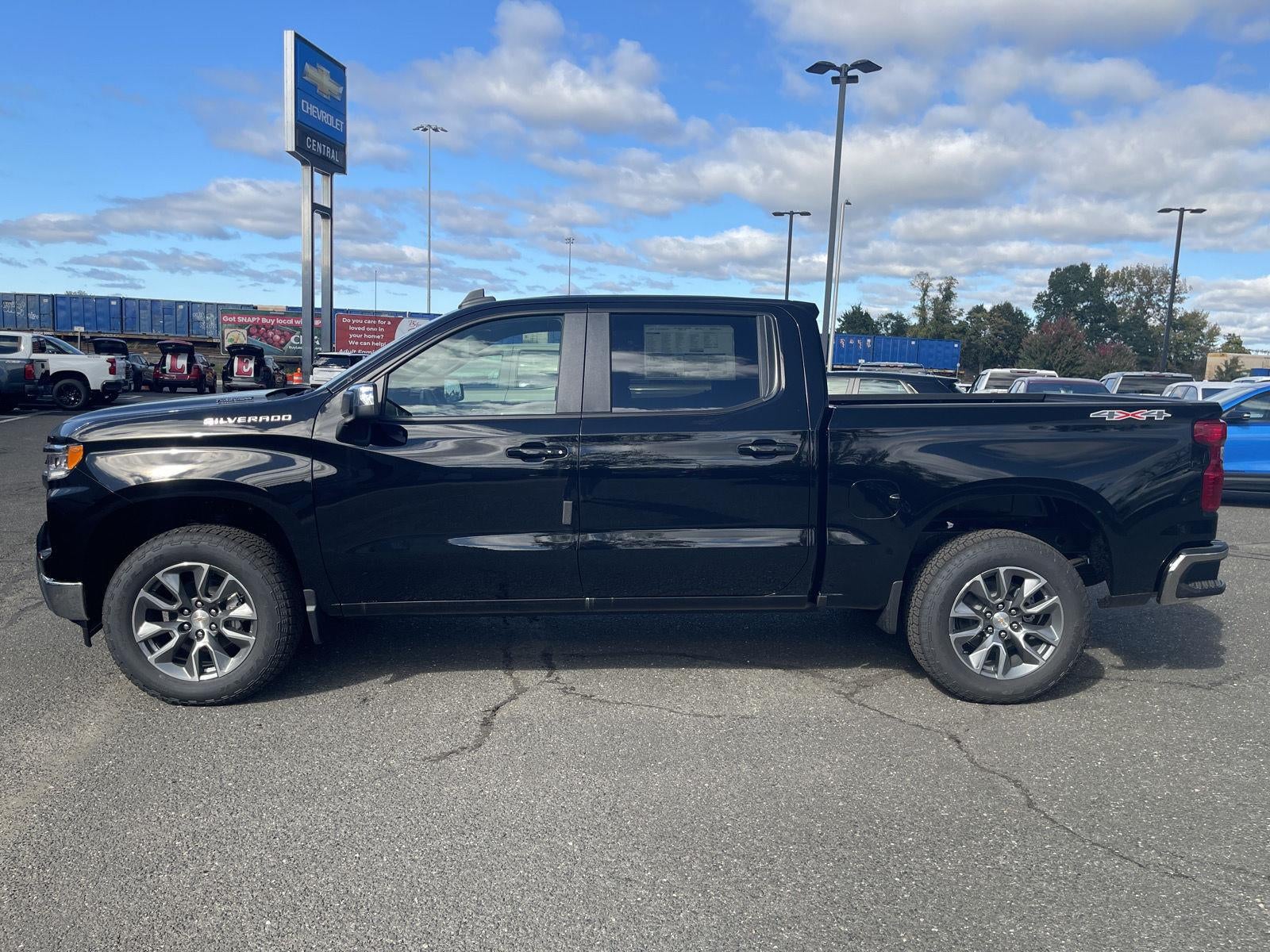 2026 Chevrolet Silverado 1500 LT (2FL)
