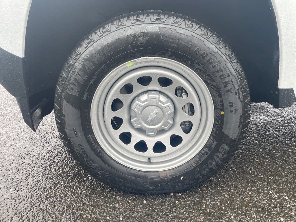 2025 Chevrolet Colorado WT/LT