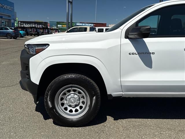 2025 Chevrolet Colorado WT/LT