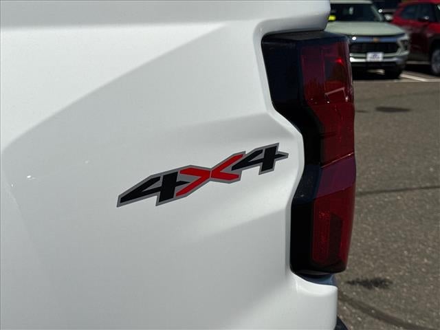 2025 Chevrolet Colorado WT/LT