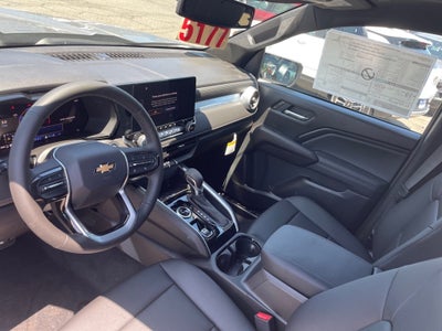 2025 Chevrolet Colorado WT/LT