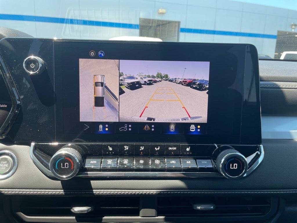 2025 Chevrolet Colorado WT/LT