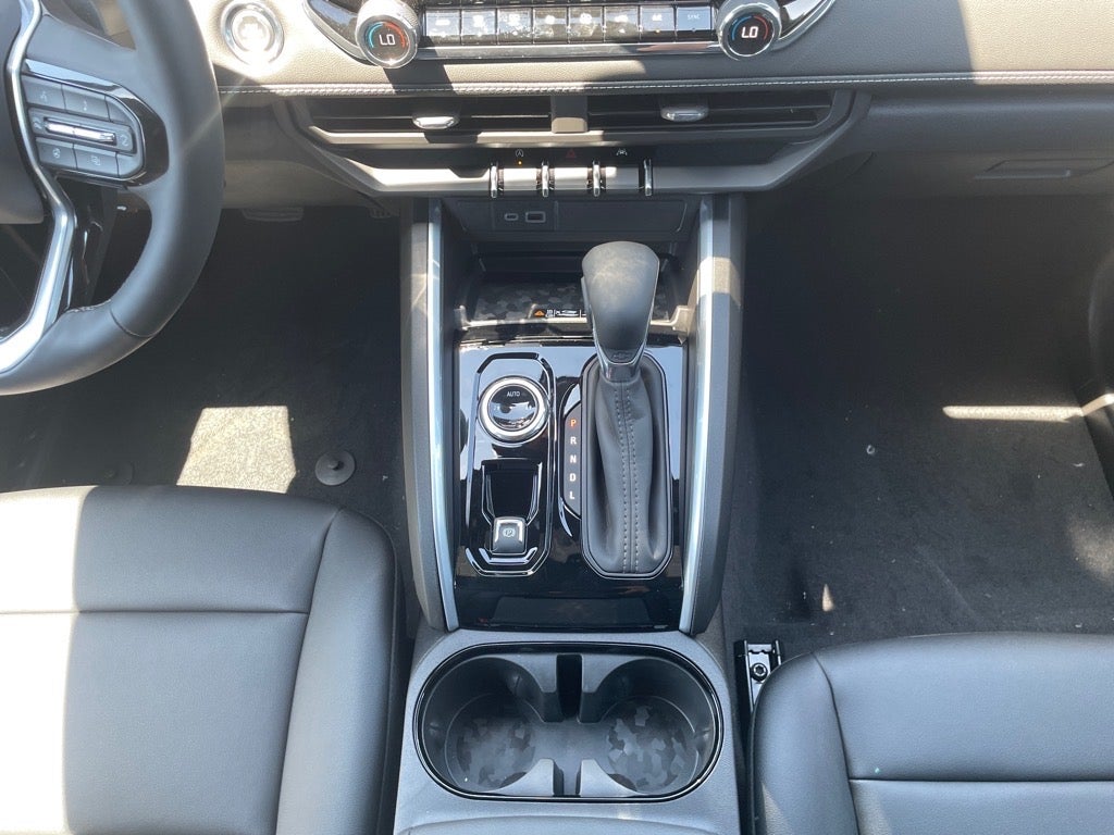 2025 Chevrolet Colorado WT/LT