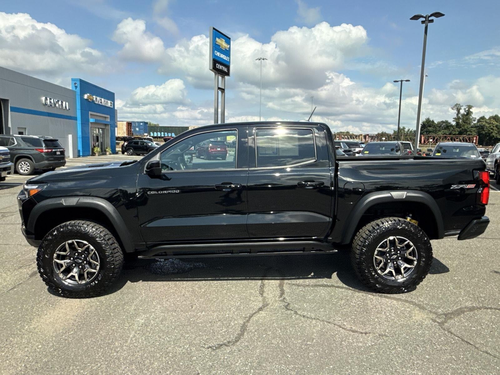 2025 Chevrolet Colorado ZR2