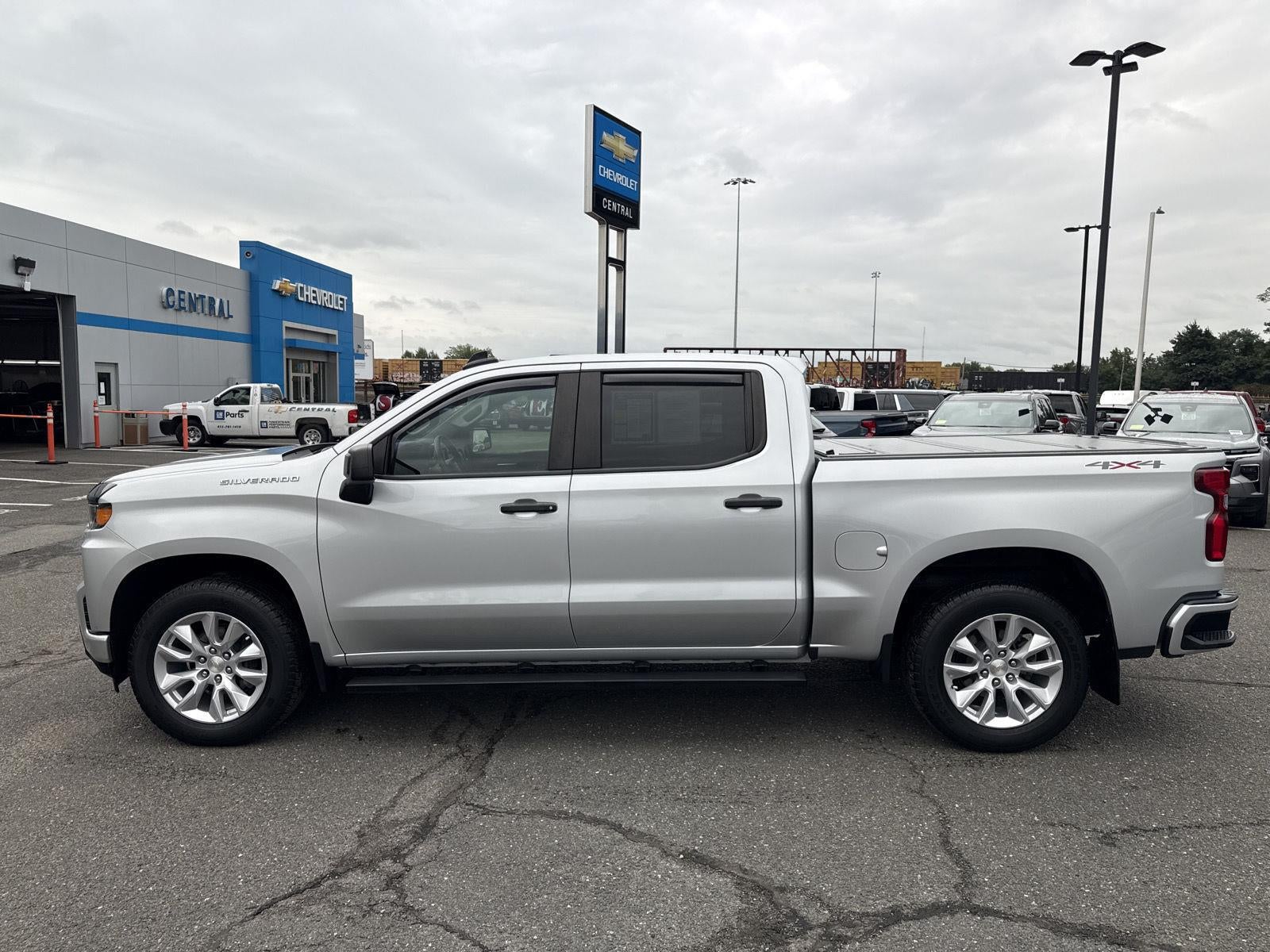 2022 Chevrolet Silverado 1500 LTD Custom