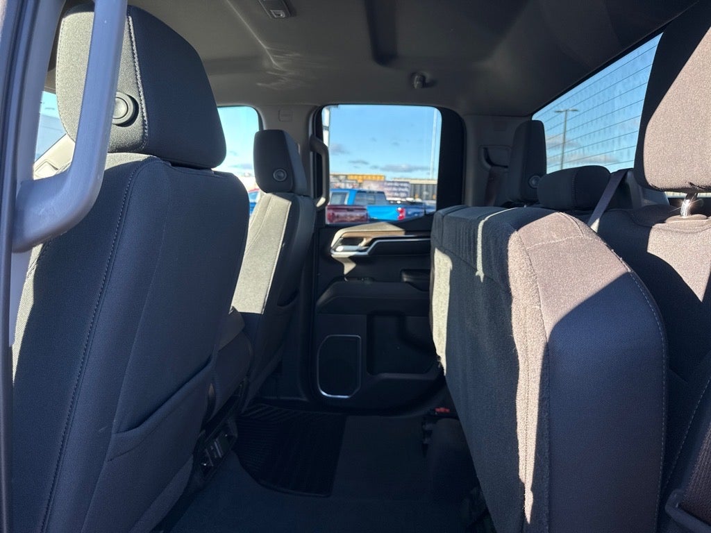 2022 Chevrolet Silverado 1500 LT (2FL)