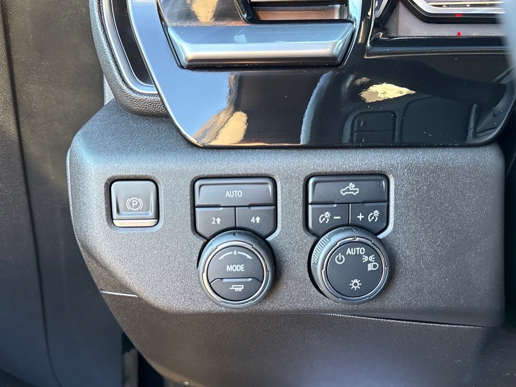 2022 Chevrolet Silverado 1500 LT (2FL)