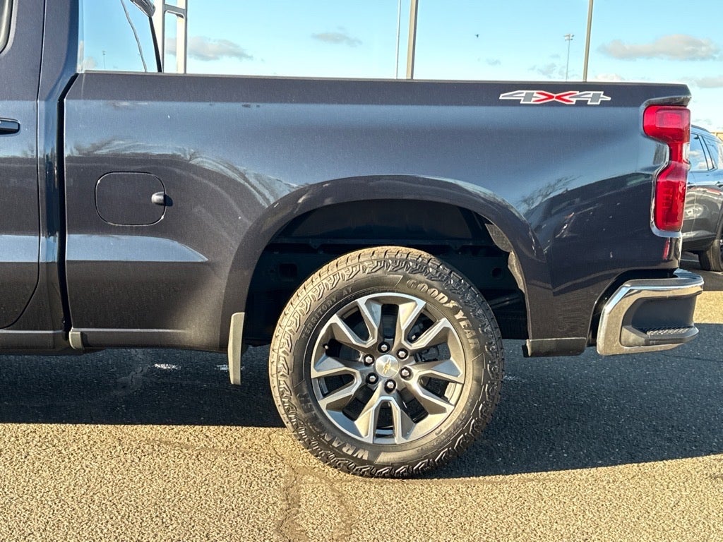 2022 Chevrolet Silverado 1500 LT (2FL)