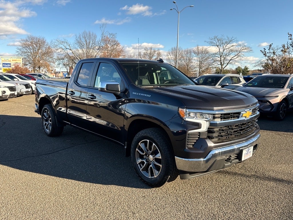 2022 Chevrolet Silverado 1500 LT (2FL)