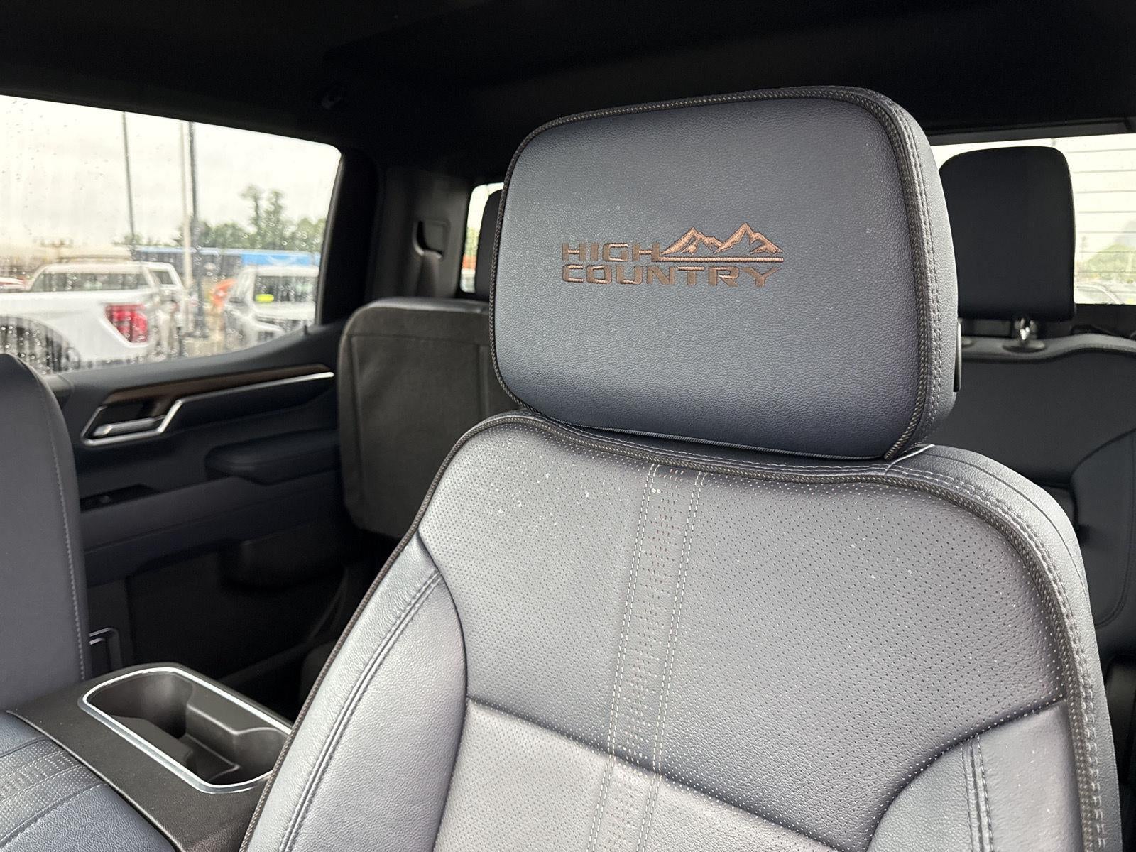 2022 Chevrolet Silverado 1500 High Country