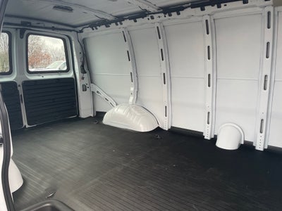 2025 Chevrolet Express Cargo 2500 WT