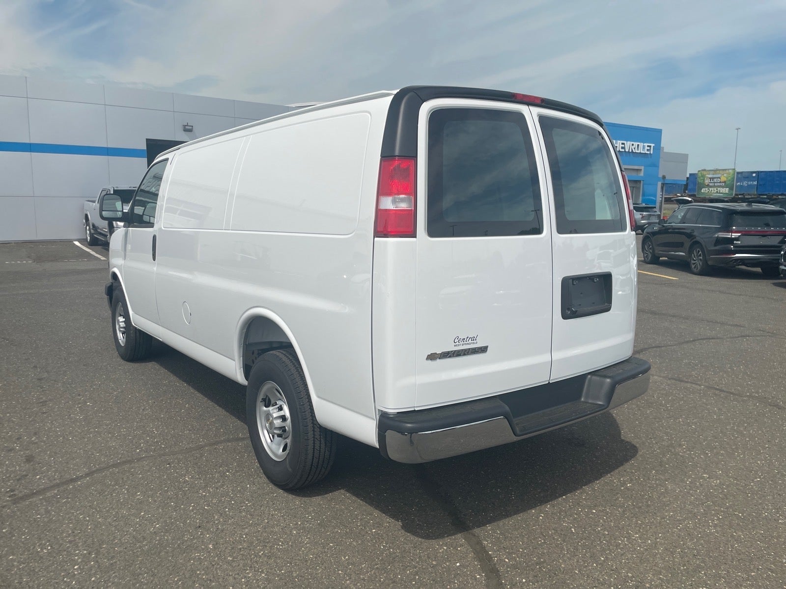2026 Chevrolet Express Cargo WT