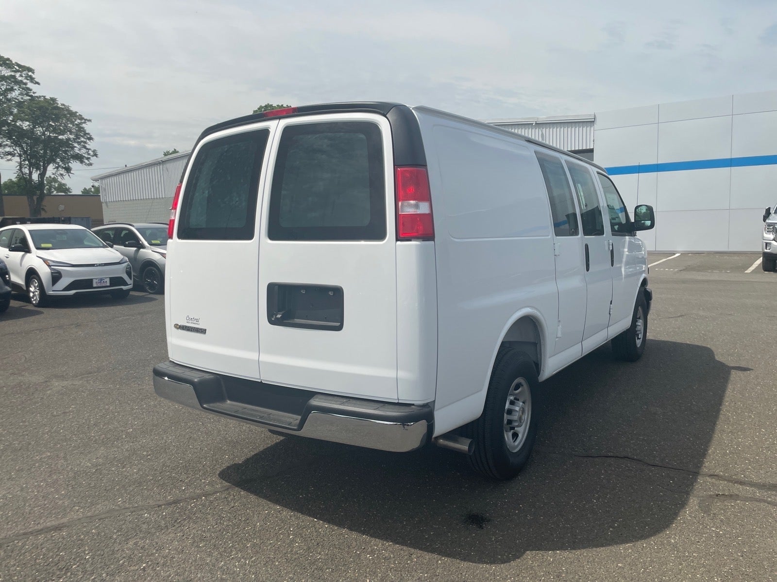 2026 Chevrolet Express Cargo WT