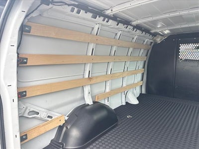 2025 Chevrolet Express Cargo WT