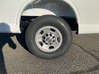 2025 Chevrolet Express Cargo 3500 WT