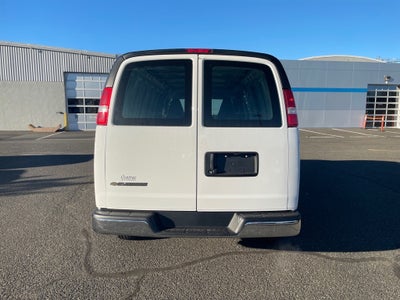 2025 Chevrolet Express Cargo 3500 WT