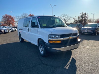 2025 Chevrolet Express Cargo 3500 WT