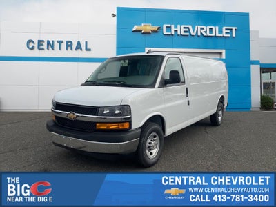 2025 Chevrolet Express Cargo 3500 WT
