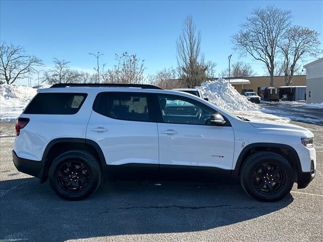 2023 GMC Acadia AT4