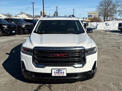 2023 GMC Acadia AT4