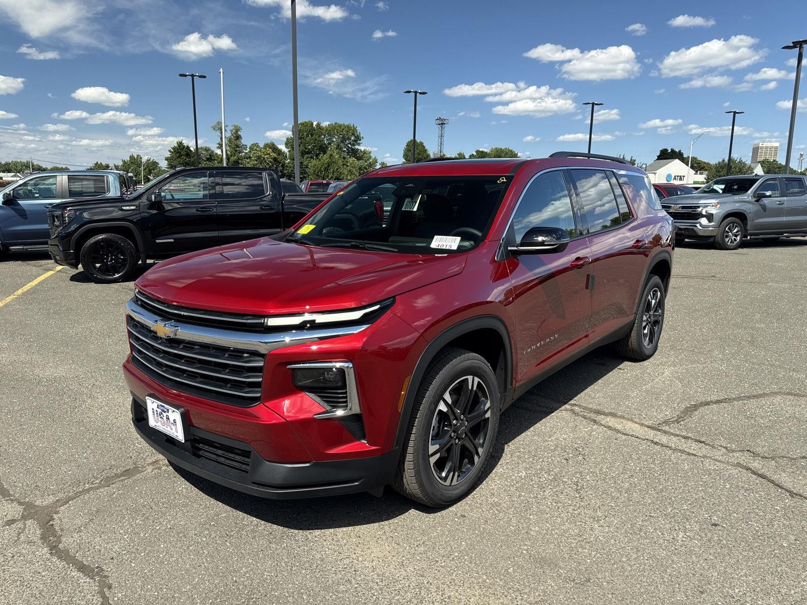 2027 Chevrolet Traverse LT
