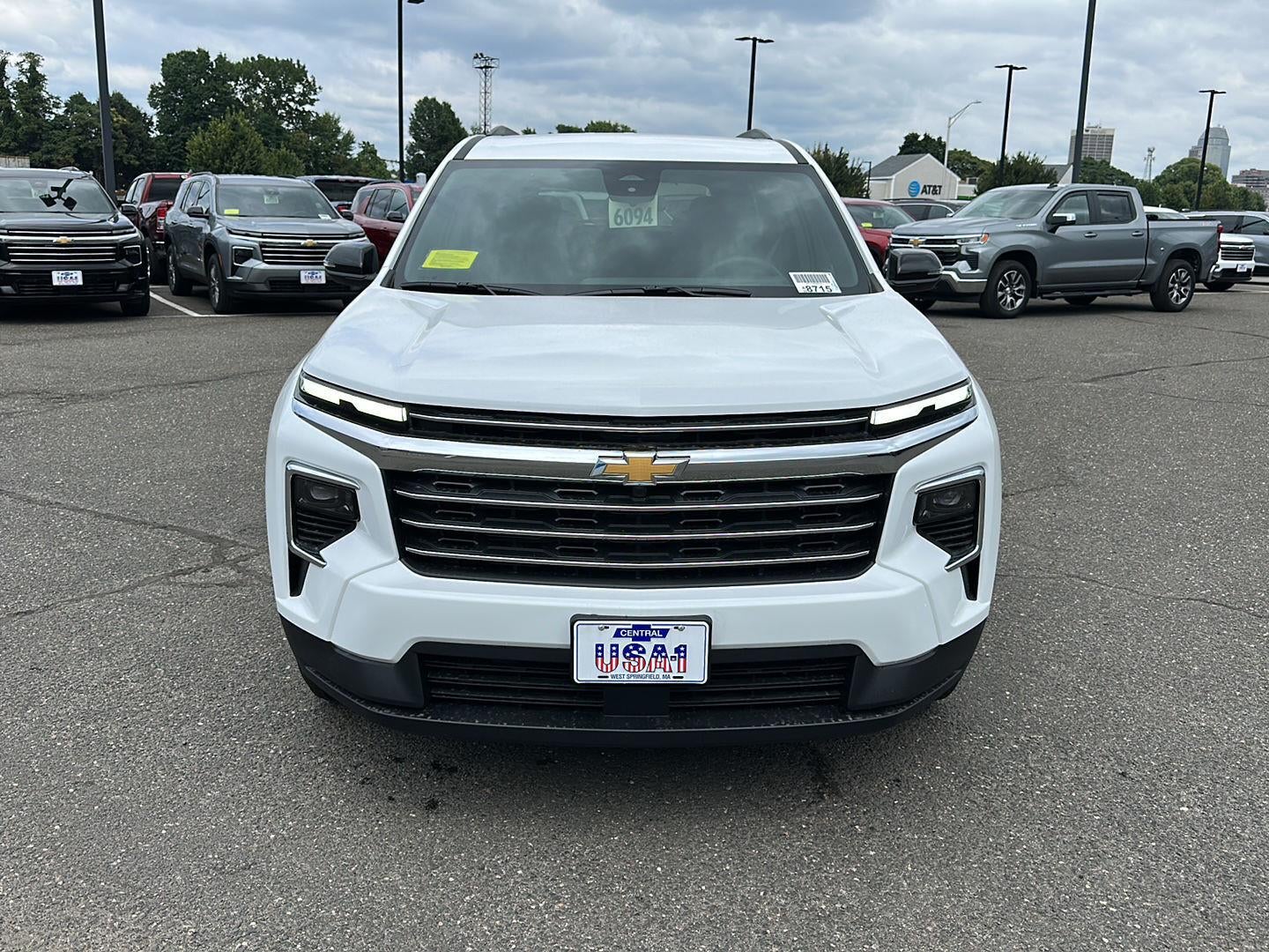 2027 Chevrolet Traverse LT