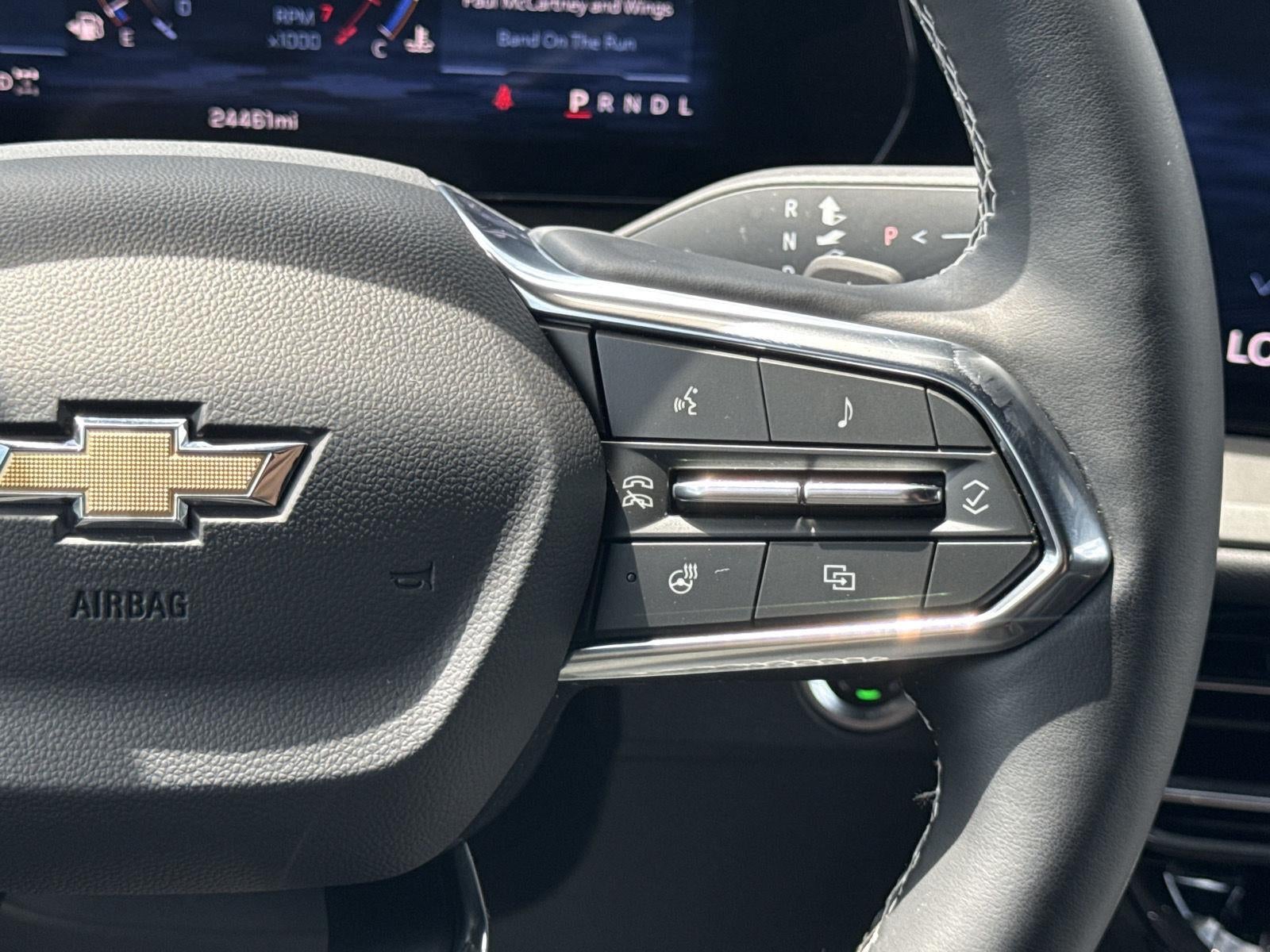 2024 Chevrolet Traverse LT