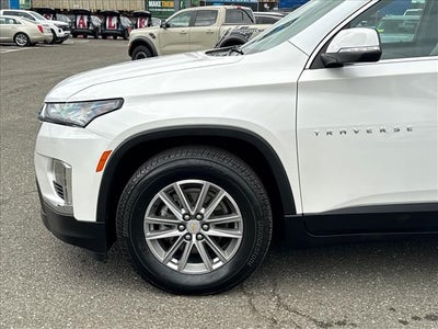2023 Chevrolet Traverse LT Leather