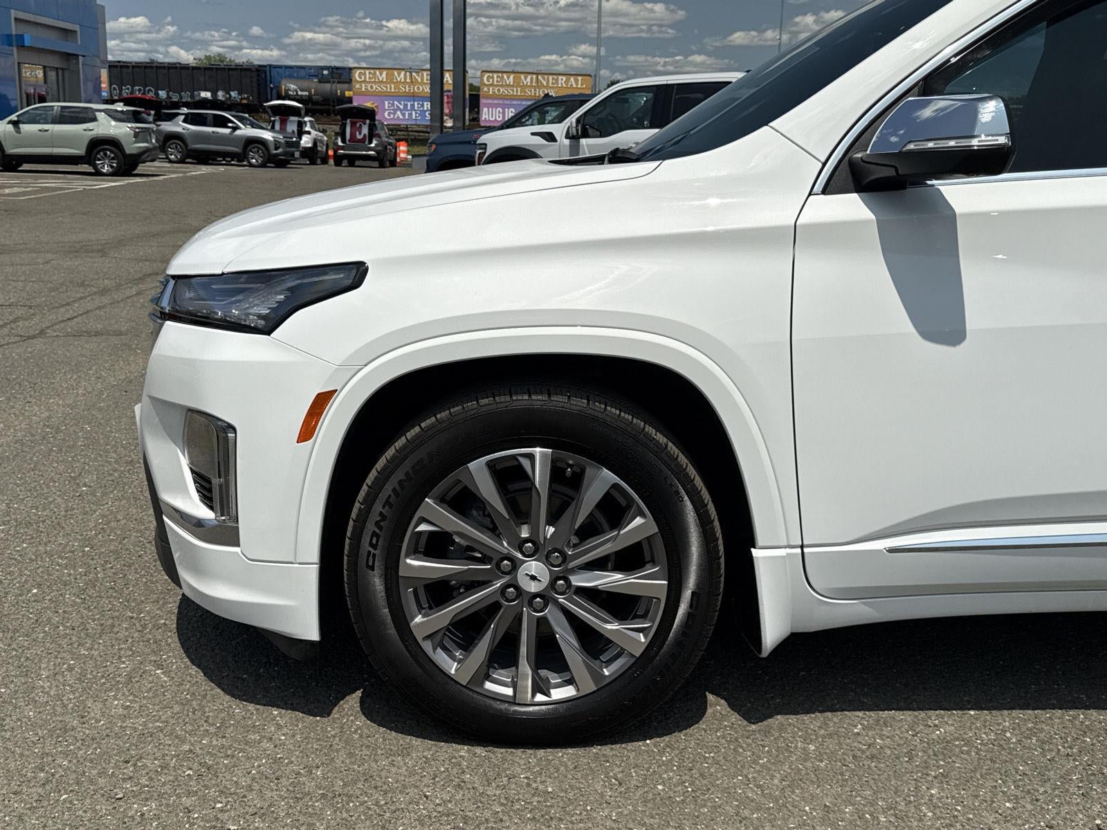 2023 Chevrolet Traverse Premier